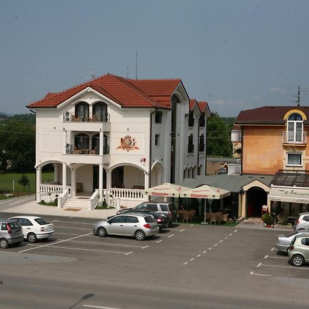 באניה לוקה Hotel Villa Viktorija מראה חיצוני תמונה