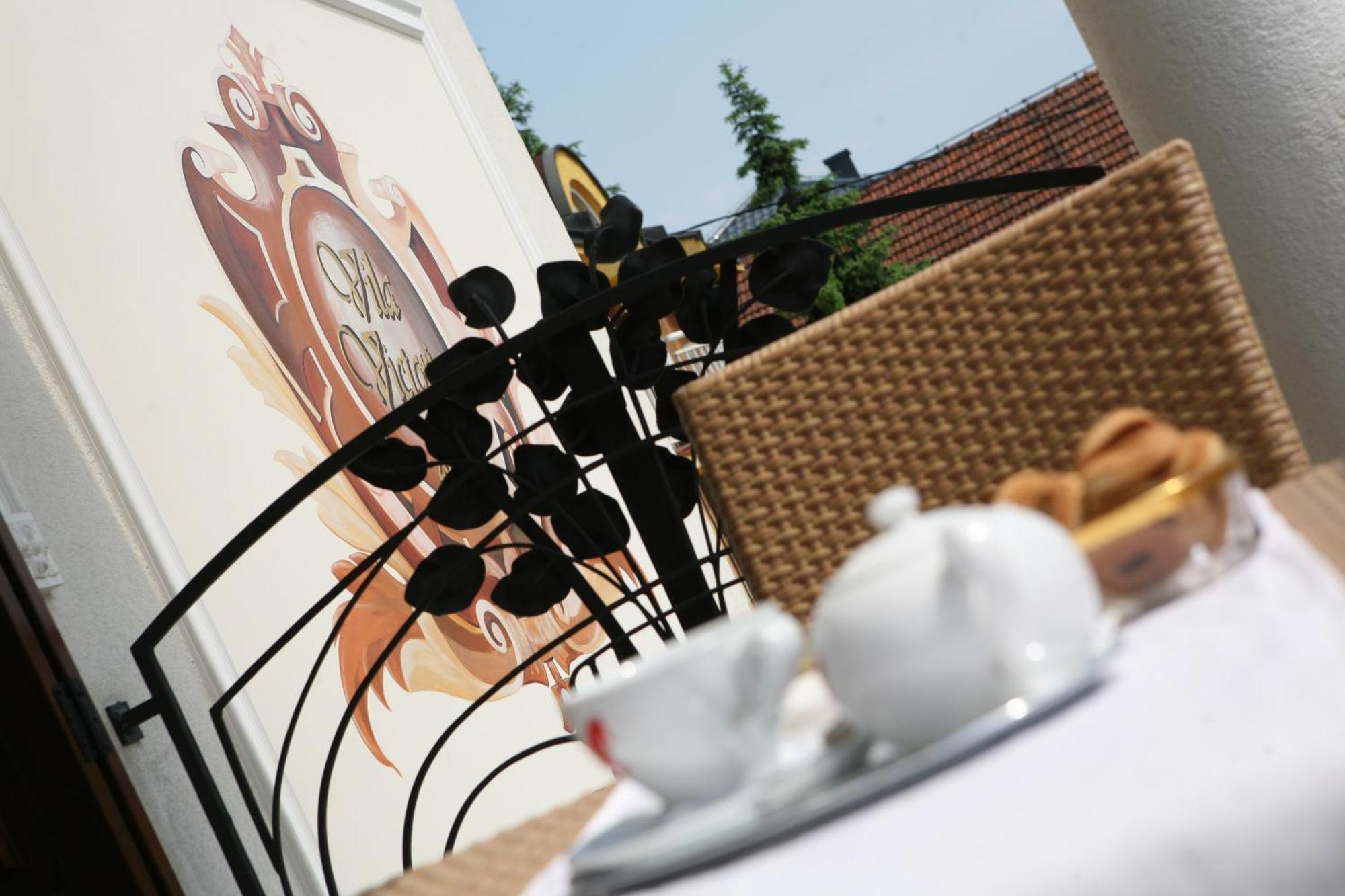 באניה לוקה Hotel Villa Viktorija מראה חיצוני תמונה